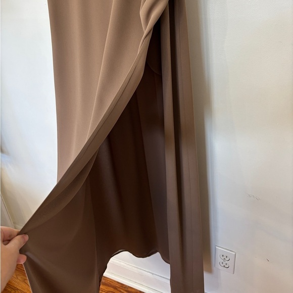 Show me Your Mumu Jodie Dress in Dune Chiffon - Picture 8 of 10